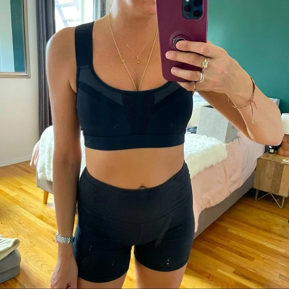 Alo High Impact Sports Bra - Picture 1 of 4